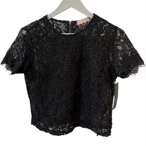 Love For Humanity Crewel Black Lace Top short Scallop Sleeve Womens Sz S NEW